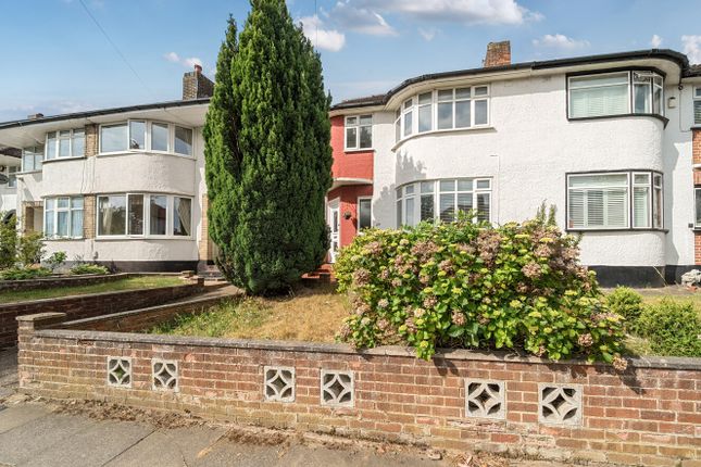 3 bed property, in Beaumont Road, £625,000