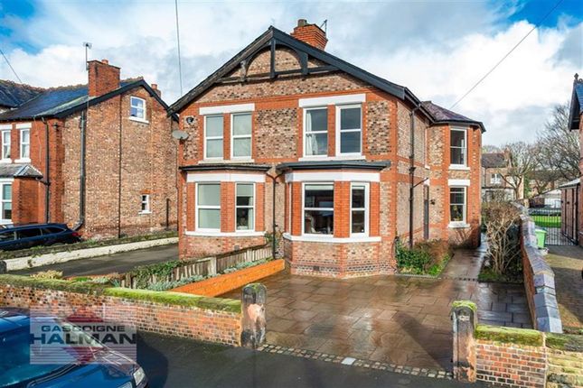 4 bed property, in Baxter Road, £715,000