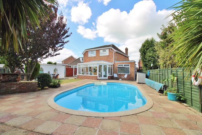 4 bed property, in Francis Place, £515,000
