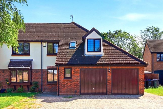 4 bed property, in Fitzwarren, £500,000