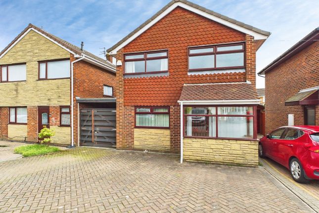 3 bed property, in Tamar Road, £245,000