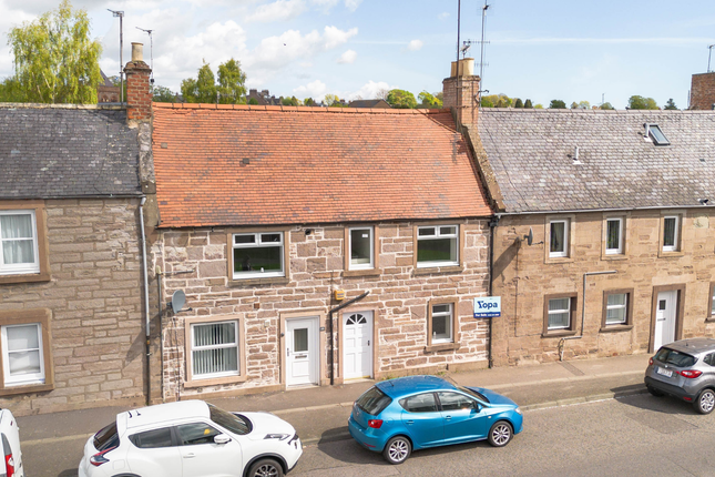 3 bed property, in Union Street, £160,000