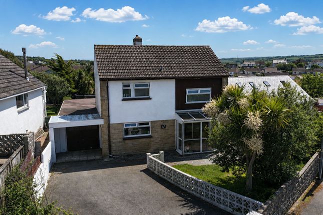 3 bed property, in The Rowans, £350,000