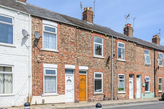 2 bed property, in Ashville Street, £190,000