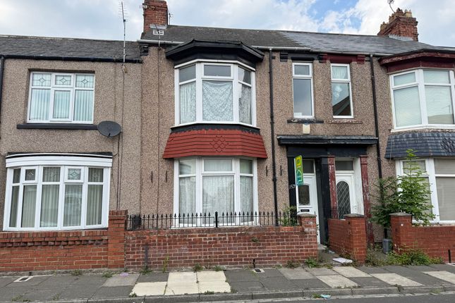 2 bed property, in Cornwall Street, £65,000