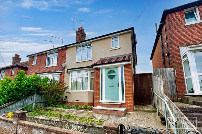 3 bed property, in Stoke Road, £325,000