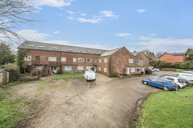 2 bed property, in Blagdon Barton, £100,000