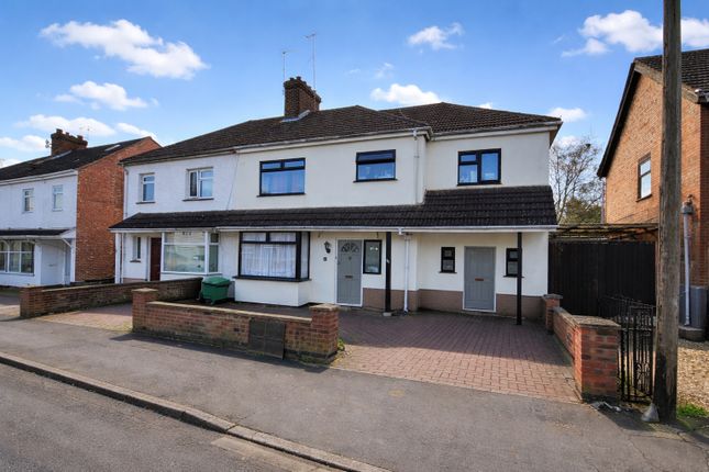 6 bed property, in Alexandra Road, £450,000