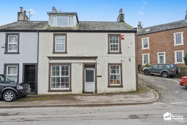 7 bed property, in Main Street, £165,000