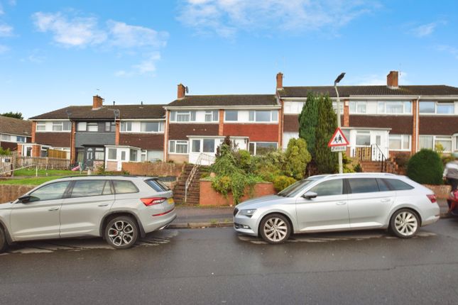 3 bed property, in Woodwater Lane, £235,000