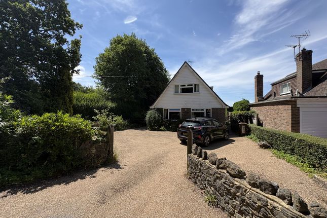 3 bed property, in Beaconsfield Road, £600,000