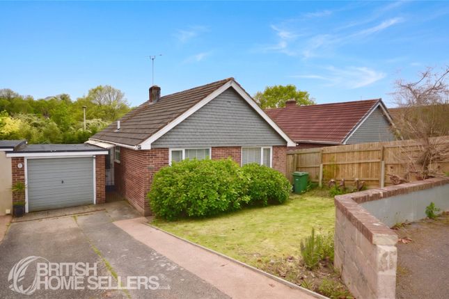 2 bed property, in Applegarth Avenue, £270,000