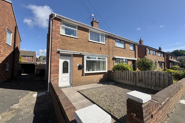 3 bed property, in Meanwood Avenue, £140,000