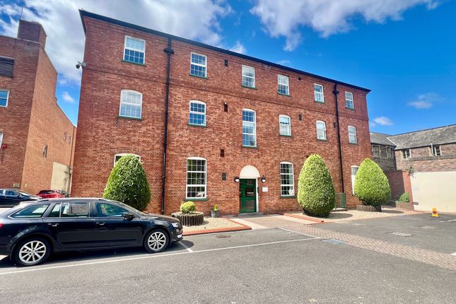 2 bed property, in Whirligig Lane, £230,000
