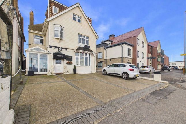 10 bed property, in 83 Brighton Road, £800,000