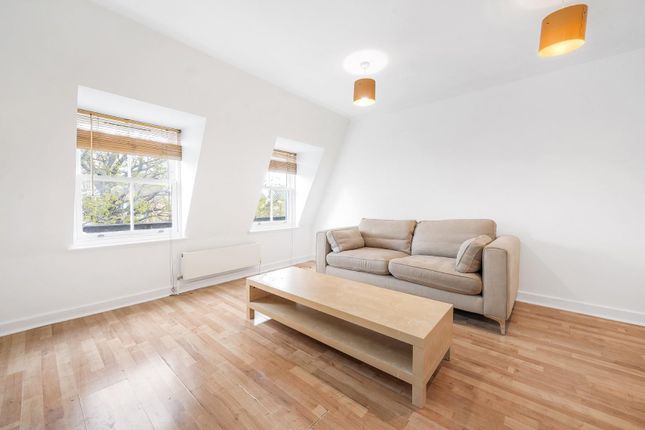 2 bed property, in George Mews SW9, £450,000