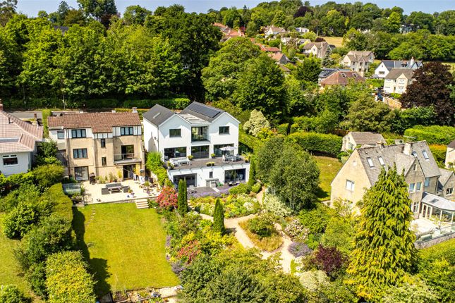 4 bed property, in Richmond Road, £2,350,000