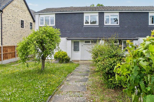 3 bed property, in Wentworth Drive, £315,000