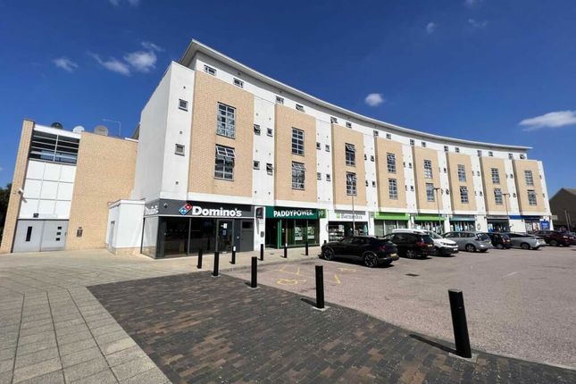 2 bed property, in Charlesmere Gardens, £180,000