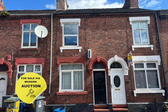 2 bed property, in Thornton Road, £85,000