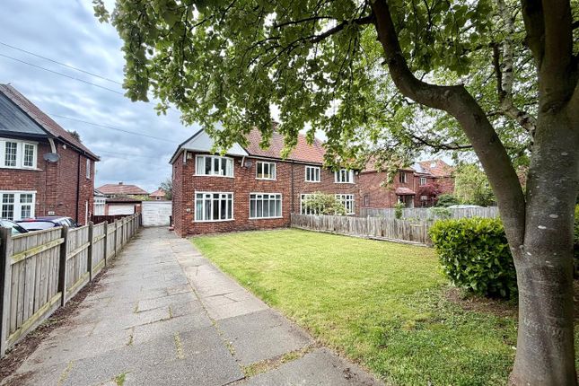 3 bed property, in Park Side, £180,000
