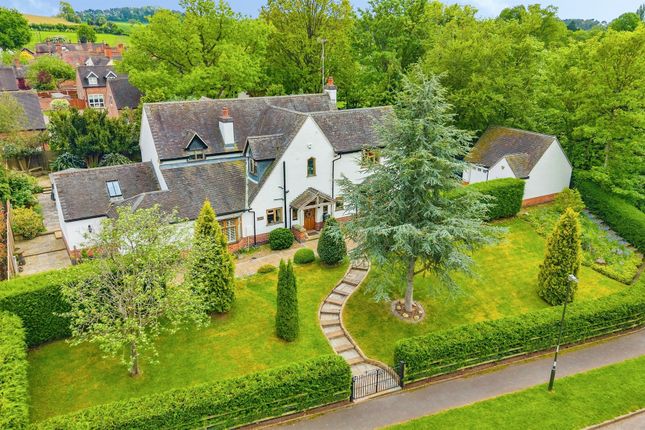 4 bed property, in Trent Lane, £950,000