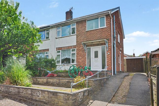 3 bed property, in Arnside, £220,000