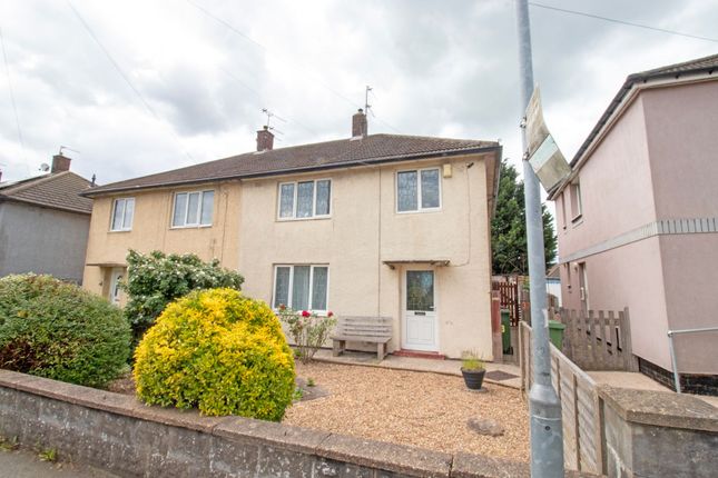 3 bed property, in Manor Farm Road, £130,000