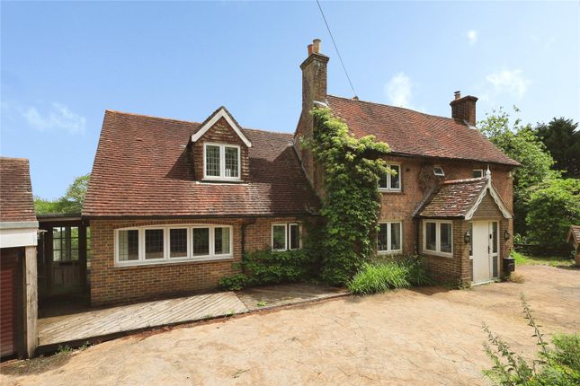 3 bed property, in Marklye Lane, £950,000