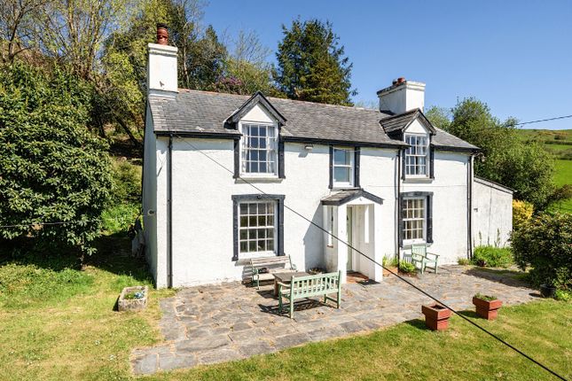 3 bed property, in Ty Newydd, £650,000