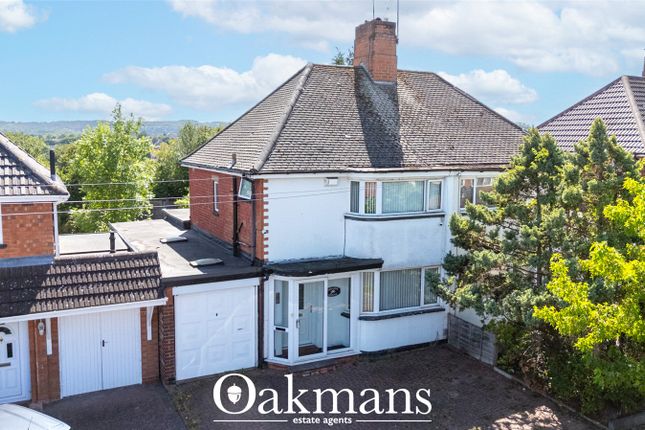 3 bed property, in Park View Road, £240,000