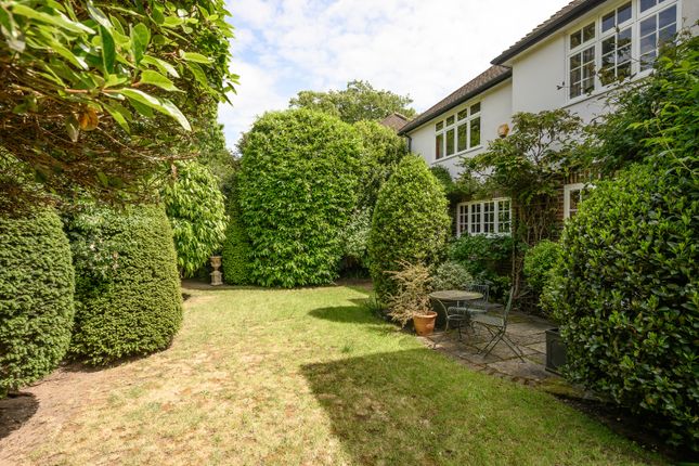 4 bed property, in Wilberforce Way, £3,250,000