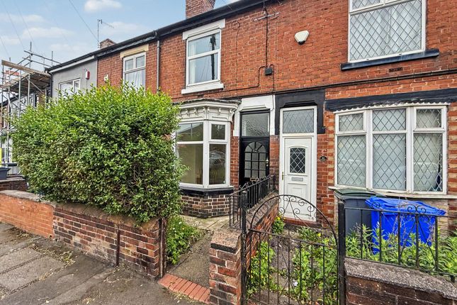 2 bed property, in Milton Road, £110,000