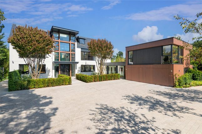 7 bed property, in The Warren, £11,000,000