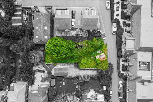 Land, in Chartridge Lane, £295,000