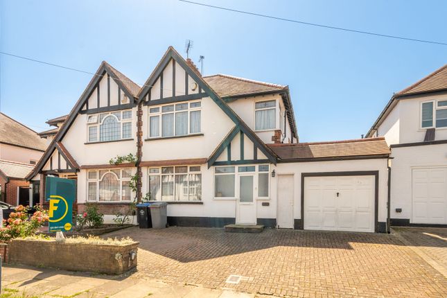 4 bed property, in Paxford Road, £800,000