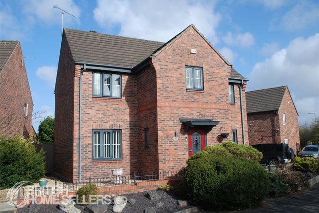 4 bed property, in Bromley Close, £425,000