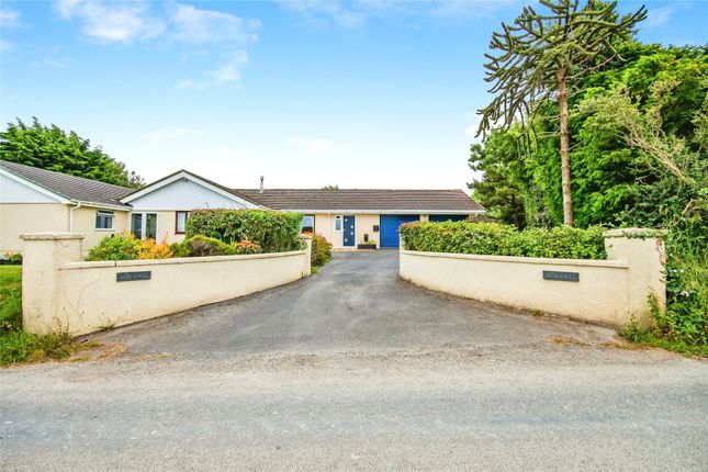 3 bed property, in Felinwynt, £399,950