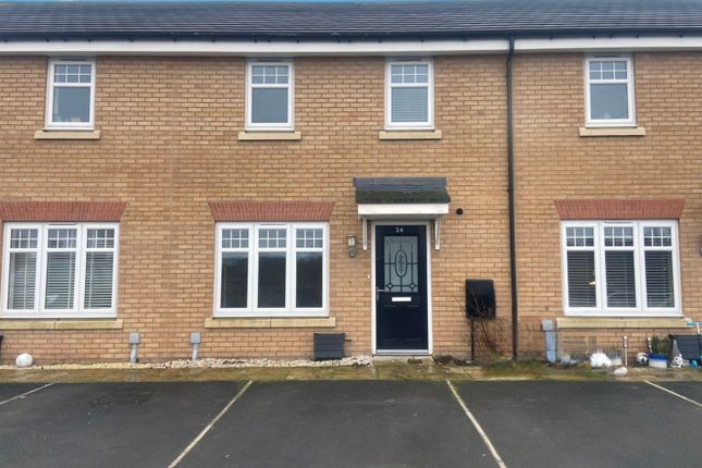 3 bed property, in Benedict Walk, £210,000