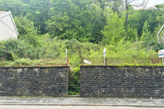 Studio, in Pantteg, £7,500