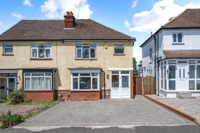 3 bed property, in Bridle Road, £700,000