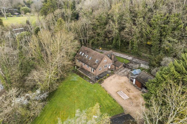4 bed property, in Hextalls Lane, £1,200,000