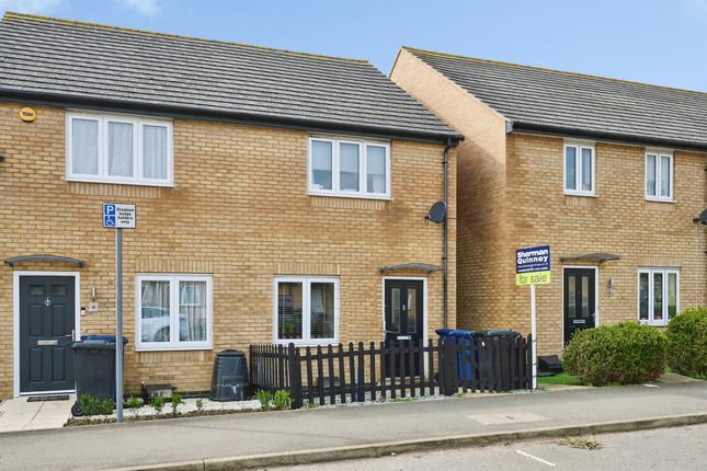 2 bed property, in Orchard Terrace, £230,000