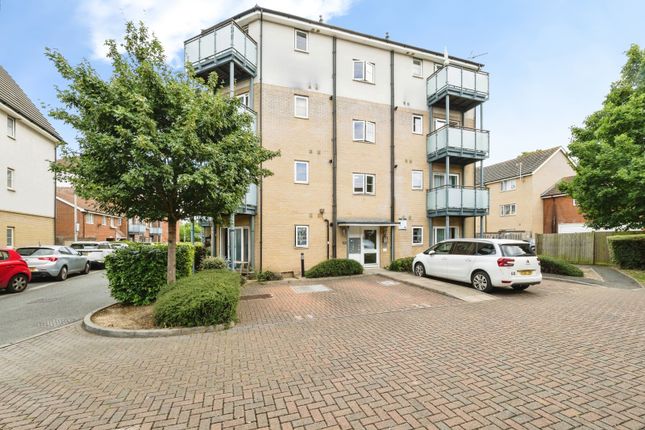 1 bed property, in Harman Rise, £200,000