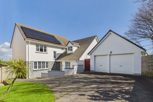 5 bed property, in Upton Meadows, £650,000