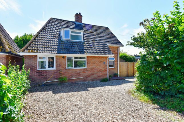 3 bed property, in The Ridgeway, £575,000