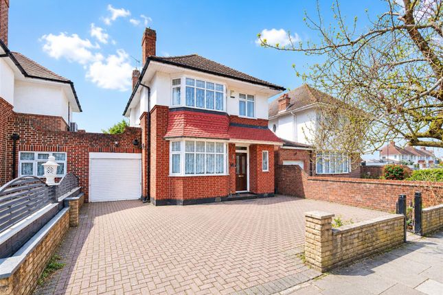 4 bed property, in Craneswater Park, £899,950