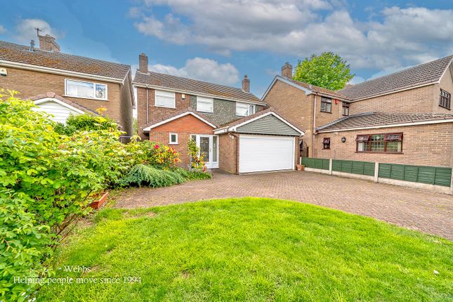 4 bed property, in Fernleigh Road, £450,000