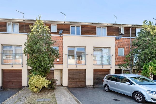 4 bed property, in Crown Green Mews, £695,000