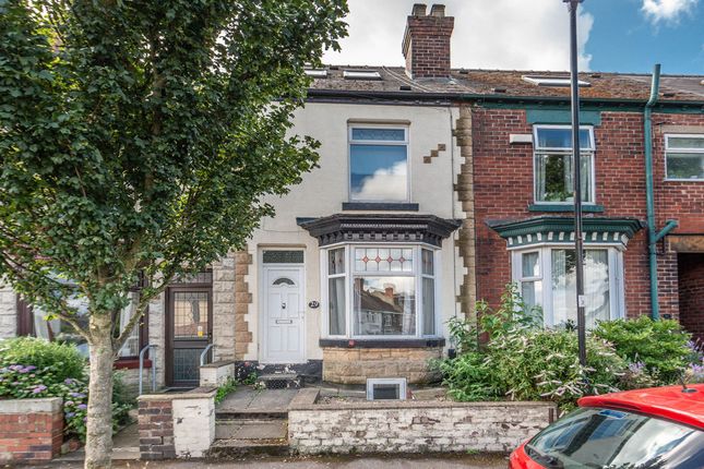 4 bed property, in Moor View Road, £295,000